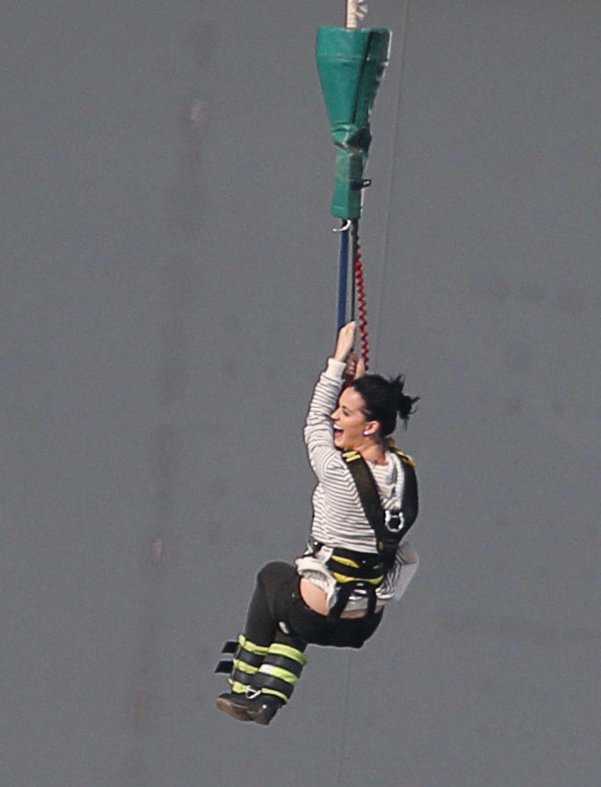 16P Katy Perry showing off huge cleavage on stage in Auckland