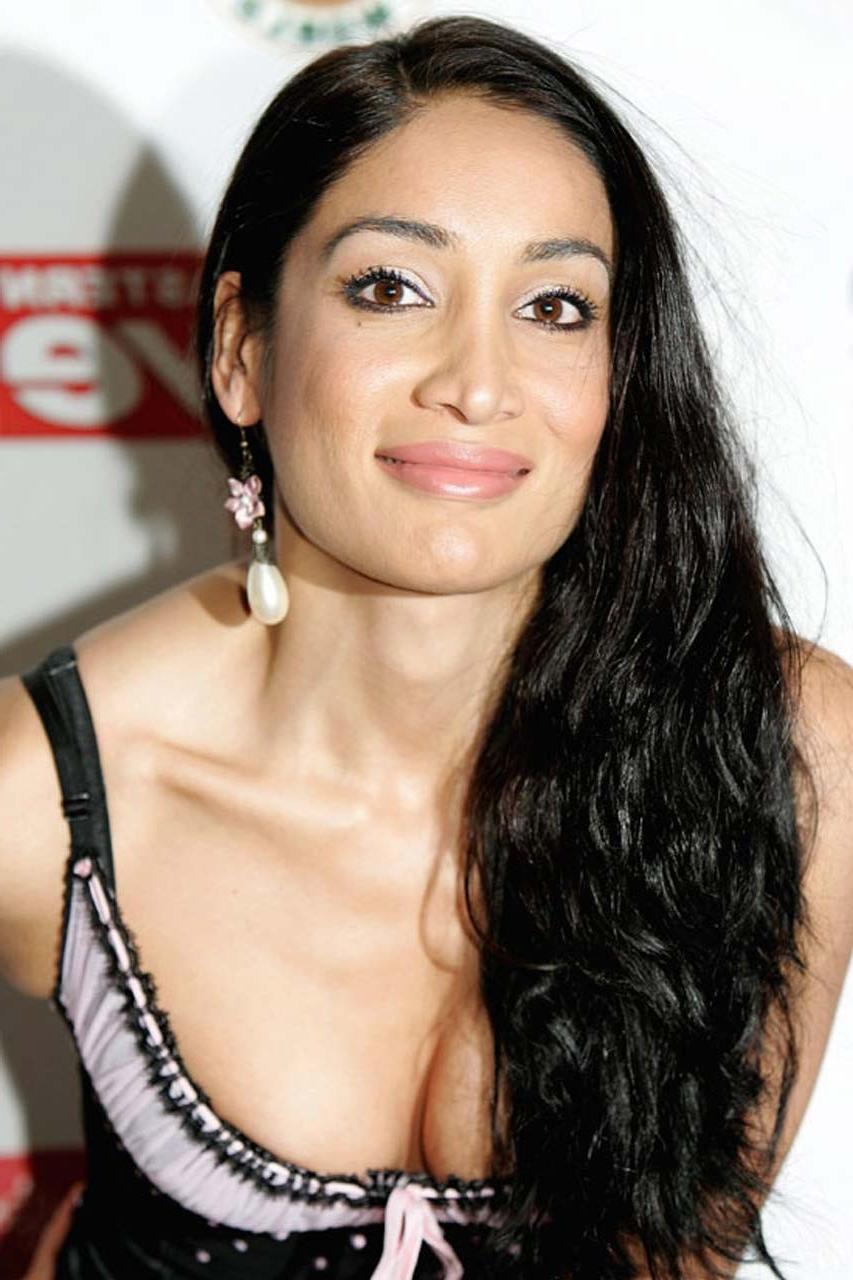 16P Sofia Hayat showing her ass in low cut dress and big cleavage paparazzi pictures