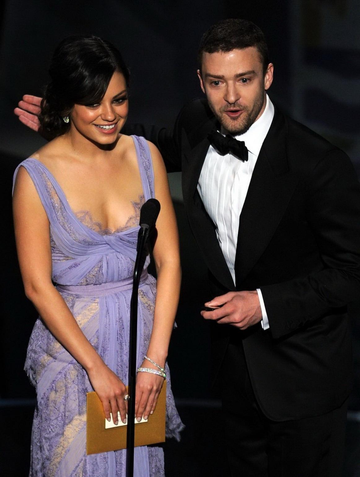 15P Mila Kunis showing nice cleavage at 83rd Annual Academy Awards