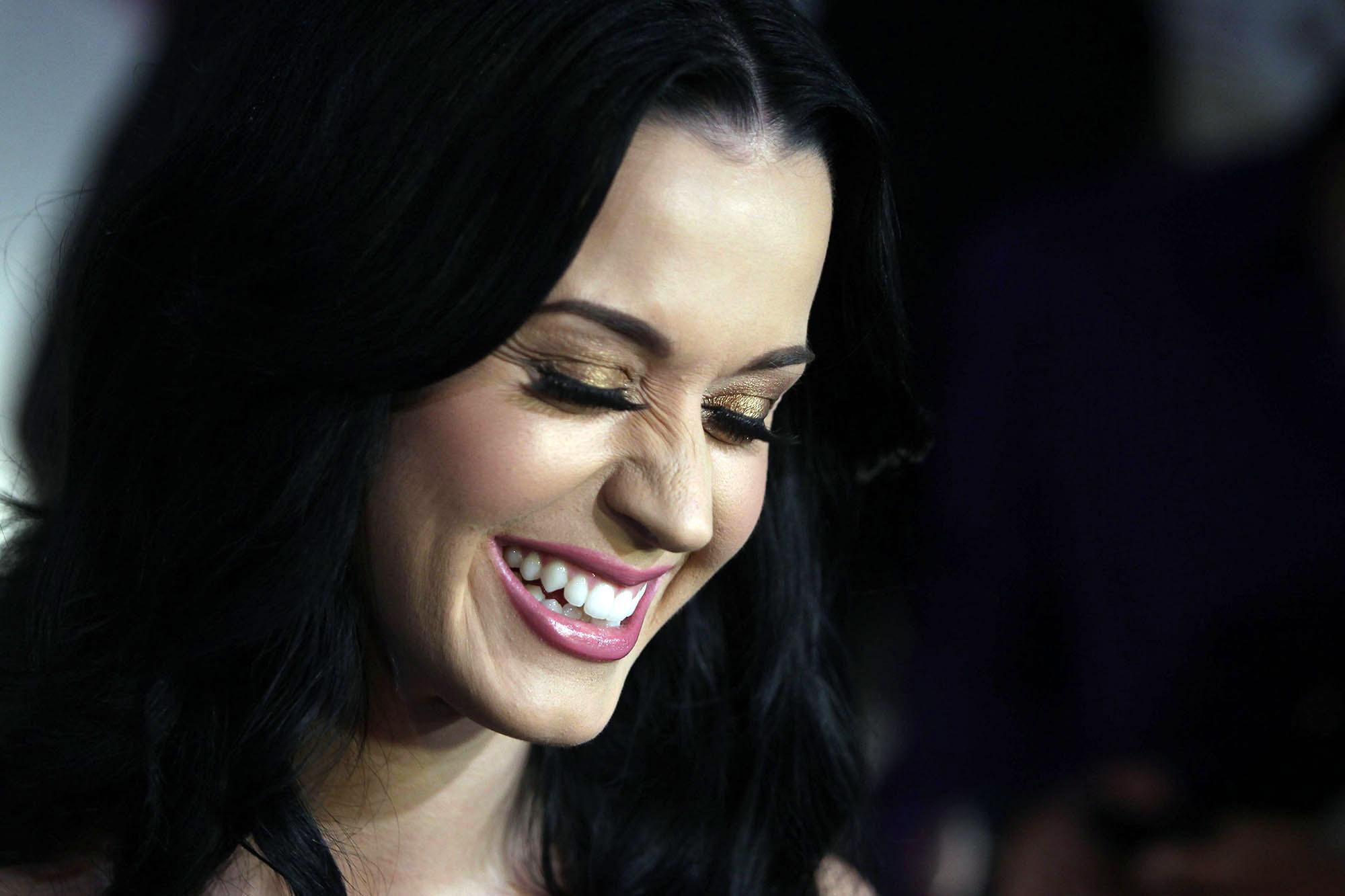 16P Katy Perry showing massive cleavage at The Purple Carpet Party for her new fragr