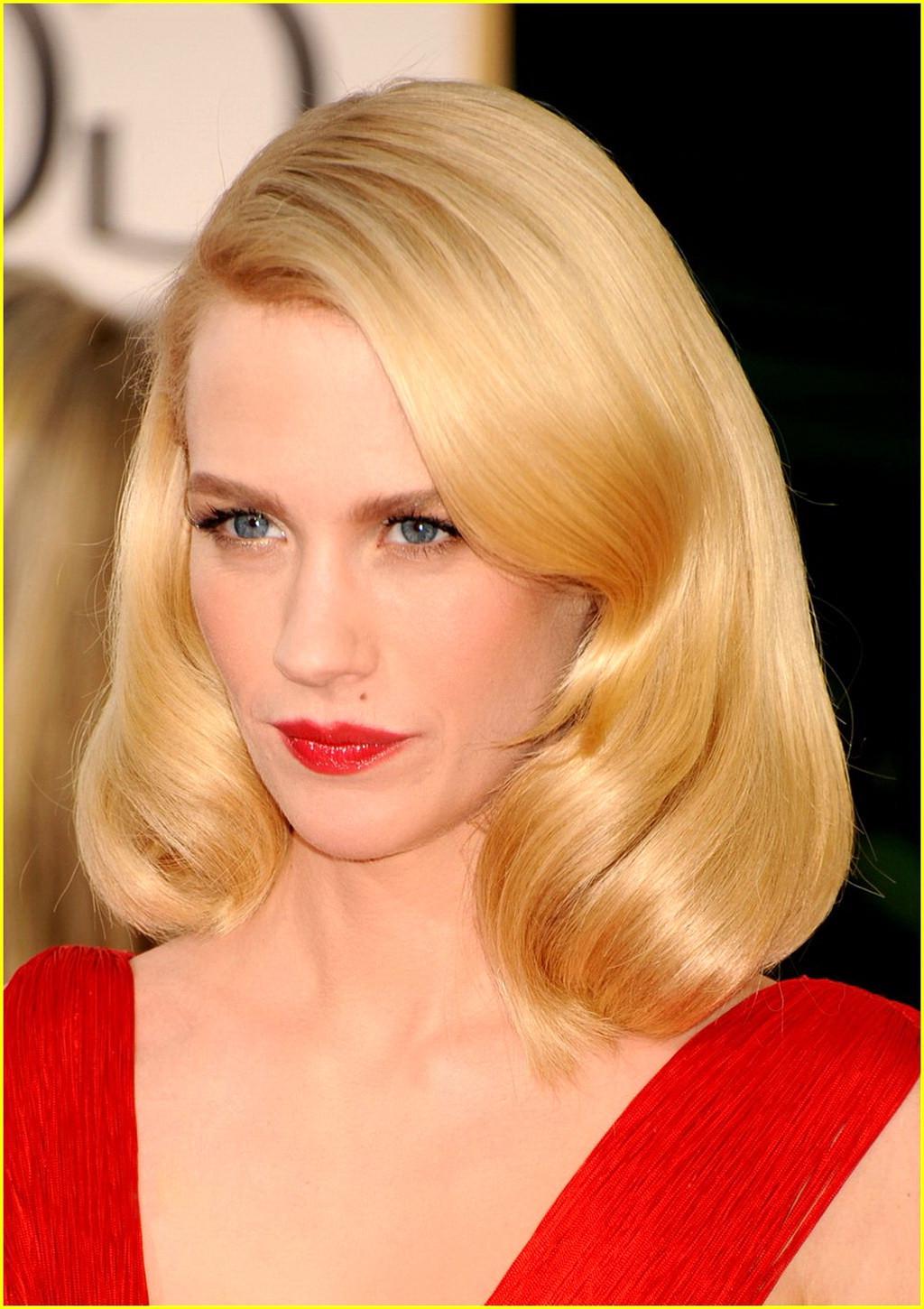 16P January Jones showing huge cleavage at the 68th annual Golden Globe Awards