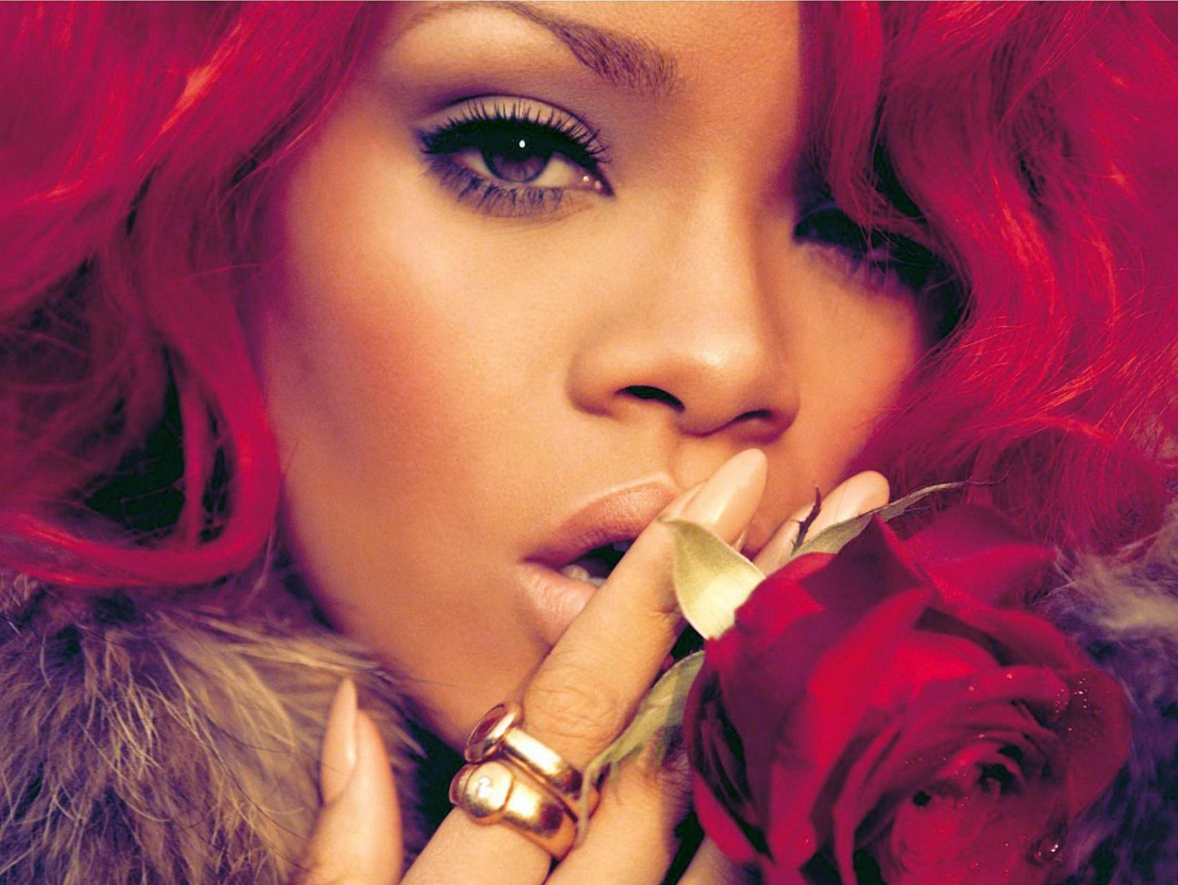 16P Rihanna sexy lingerie photoshoot for British GQ magazine January 2011 issue