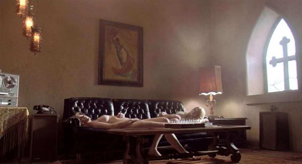 10P Lindsay Lohan exposing her nice tits in nude movie scene and big cleavage