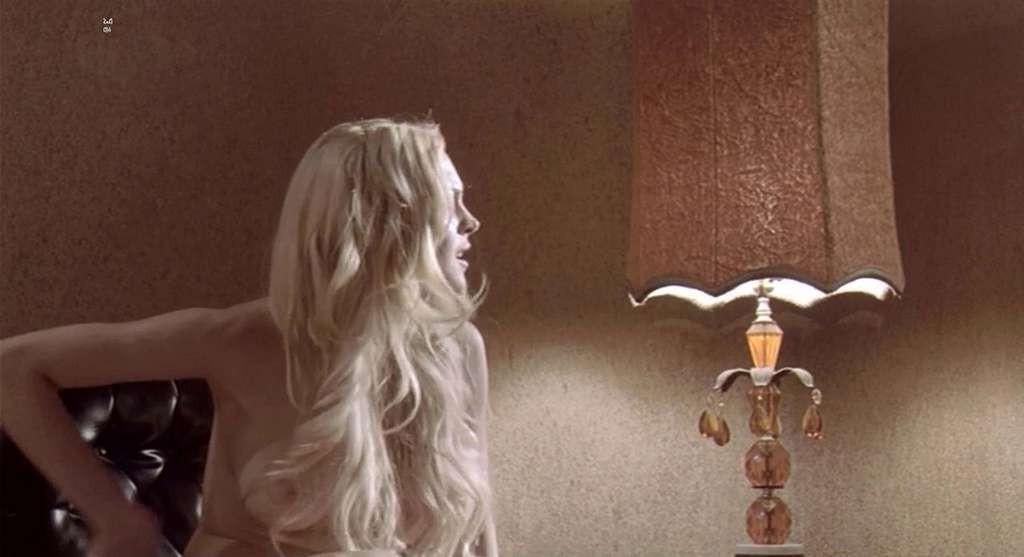 10P Lindsay Lohan exposing her nice tits in nude movie scene and big cleavage