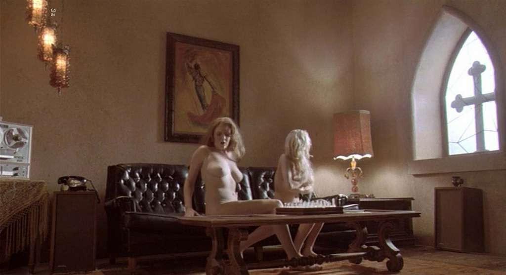 10P Lindsay Lohan exposing her nice tits in nude movie scene and big cleavage