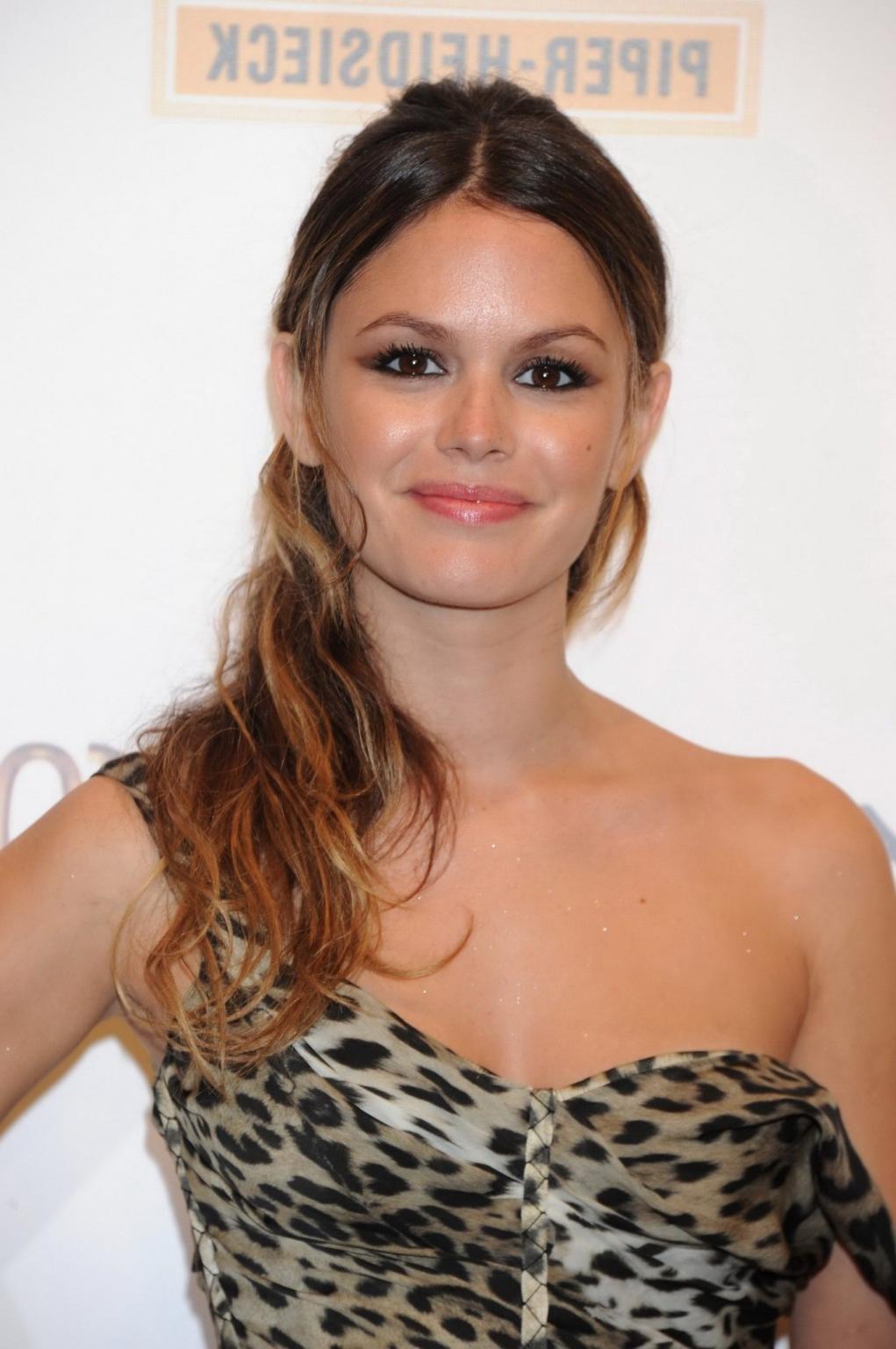 16P Rachel Bilson showing nice cleavage in leopard print dress at Roberto Cavalli pa