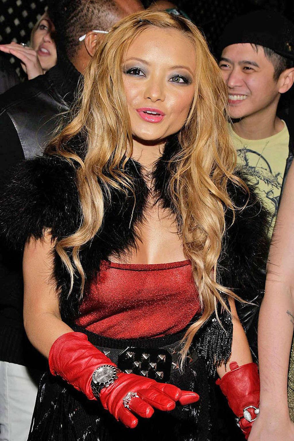 10P Tila Tequila upskirt in leopard print mini skirt and tits slip paparazzi shoots
