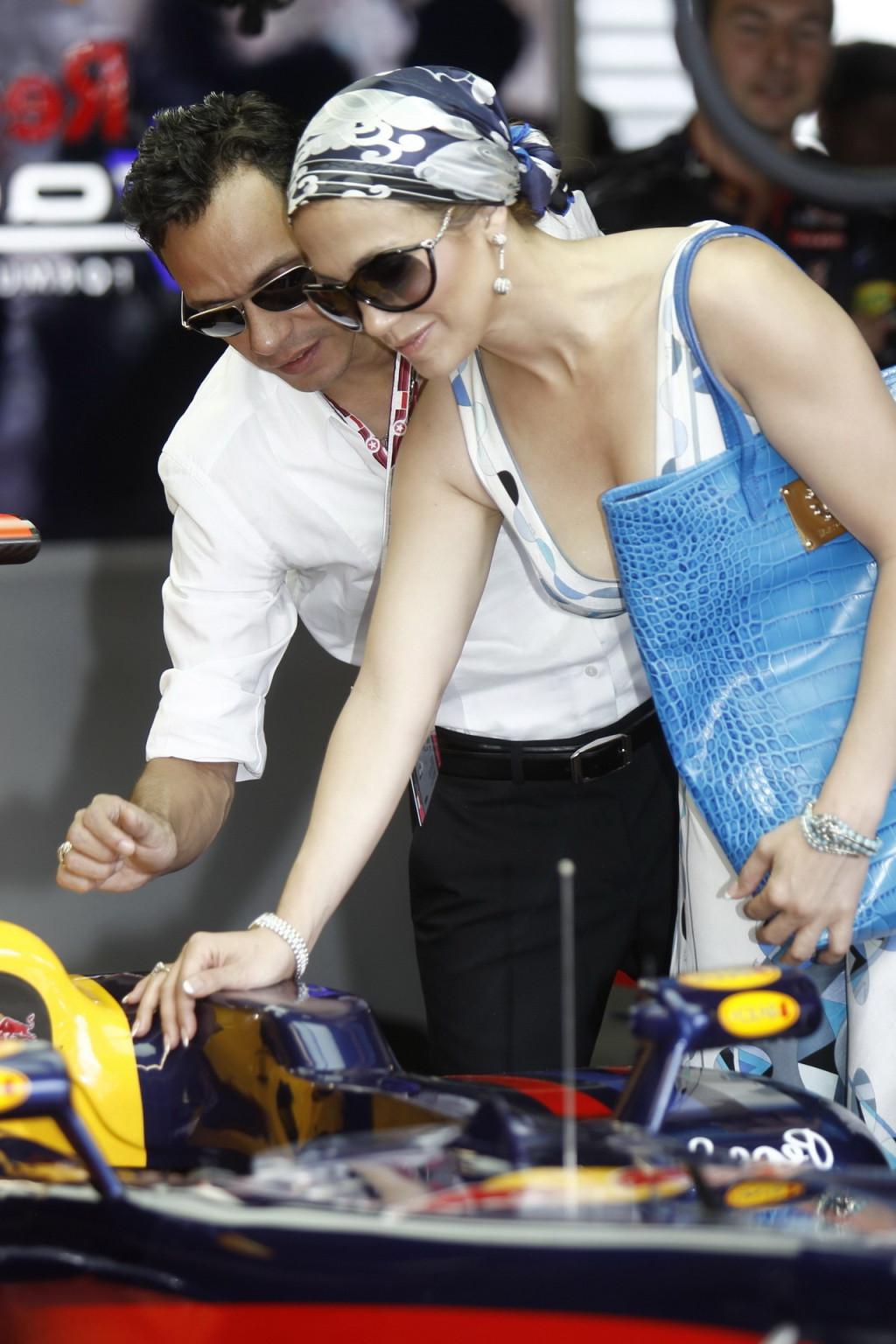 16P Jennifer Lopez braless showing nice cleavage in Monaco at Formula 1 GP