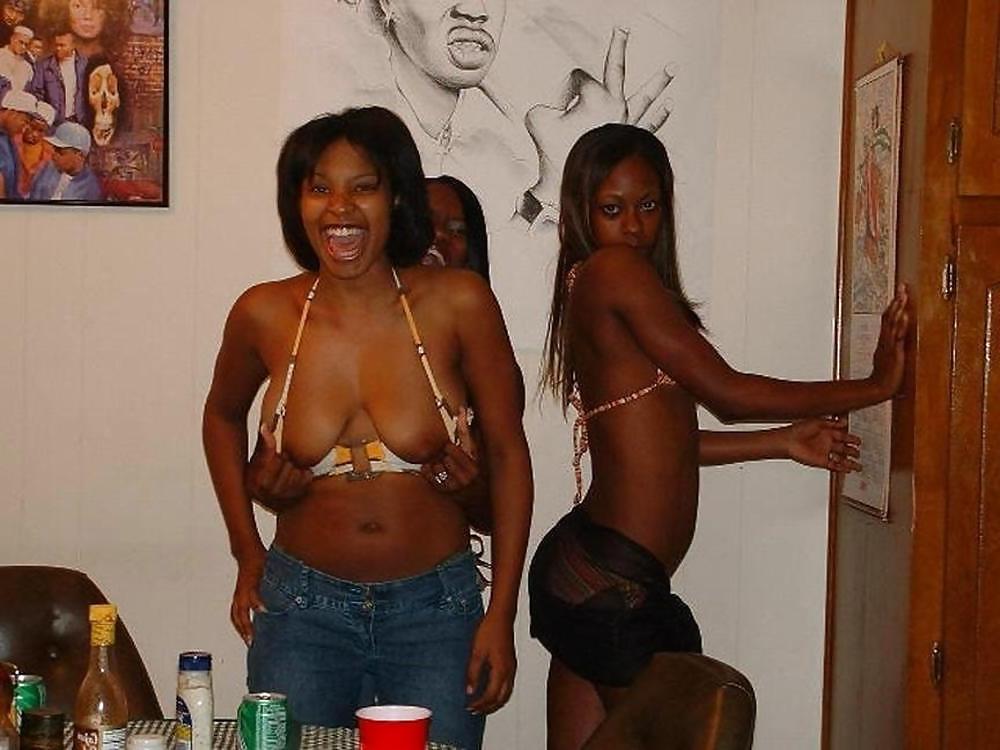 20P Busty women 58 (Black women special)