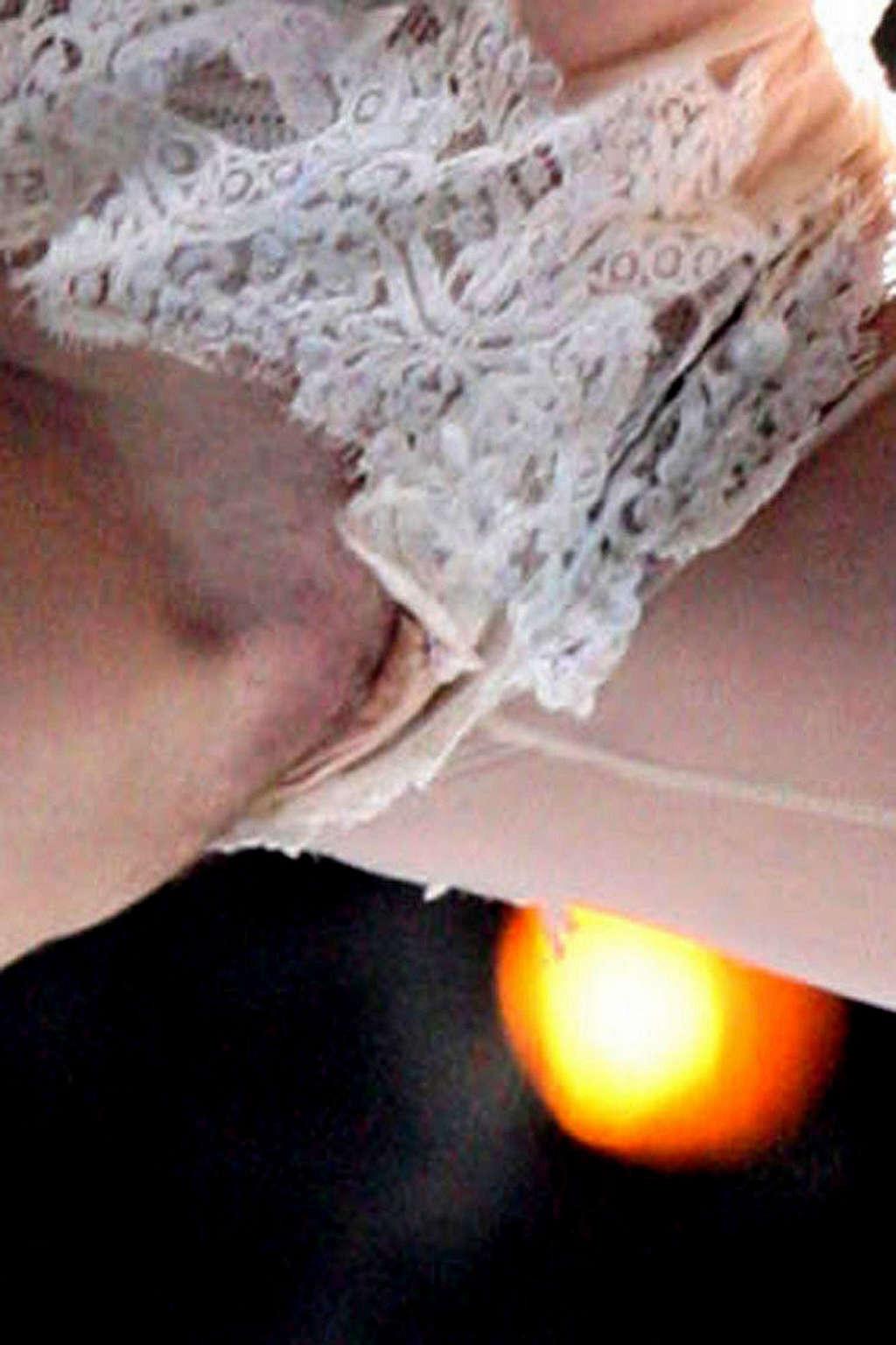 9P Lady Gaga pussy lips slip on stage and nipple slip paparazzi shoots