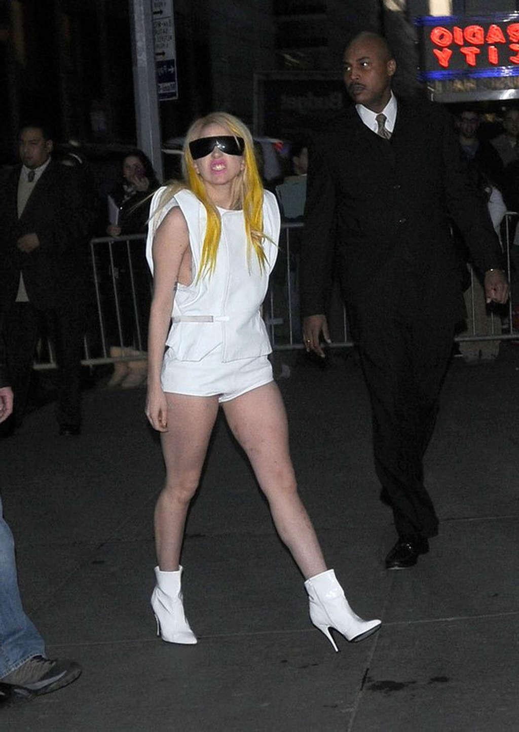 16P Lady Gaga leggy all in white and upskirt and topless
