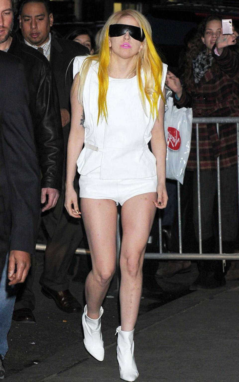 16P Lady Gaga leggy all in white and upskirt and topless