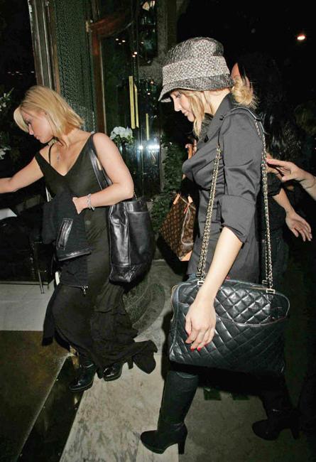 15P Ashlee Simpson nipple slip and panties upskirt