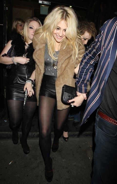 15P Pixie Lott pantyhose upskirts in public