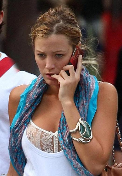 15P Blake Lively perfect cleavage in sexy dress