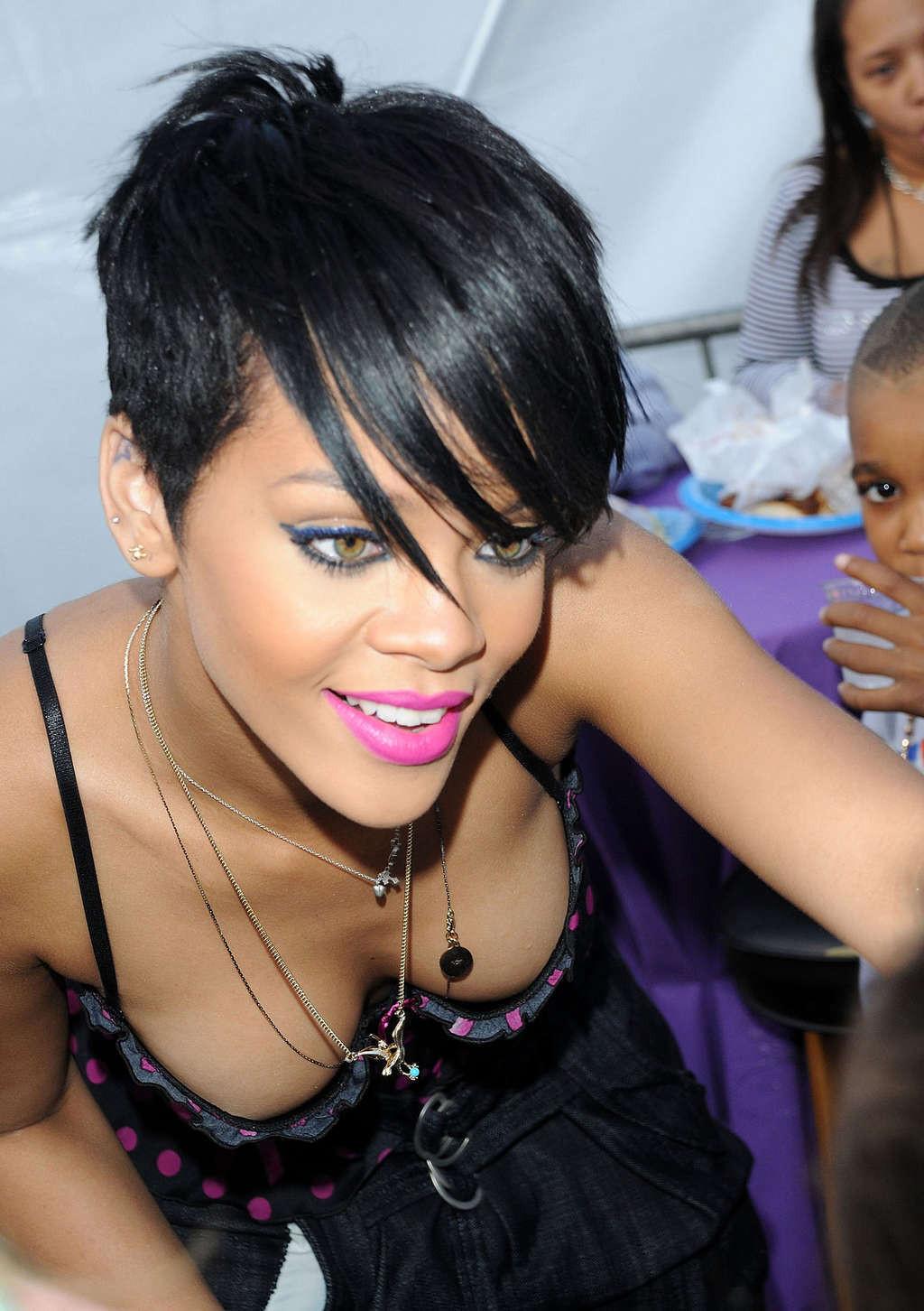 10P Rihanna side boob in public and posing very sexy in fuckme boots and upskirt on 