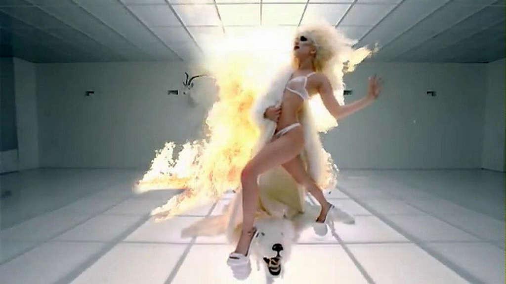 16P Lady Gaga posing nude and exposing her nice ass in thong