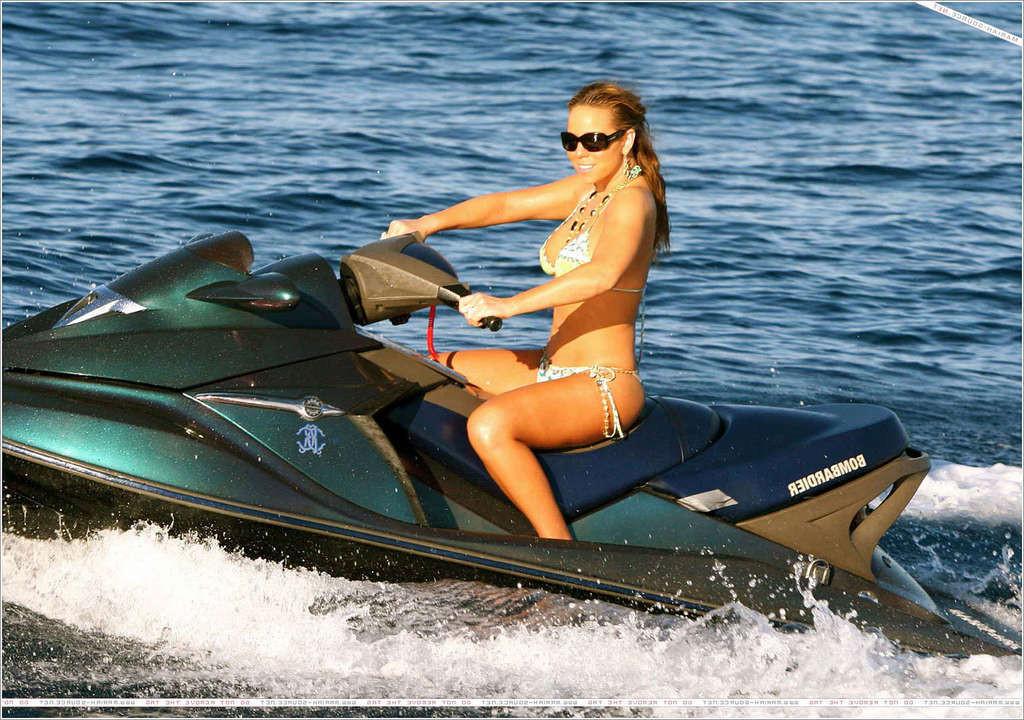 16P Mariah Carey in bikini on yacht paparazzi pictures and nipple slip