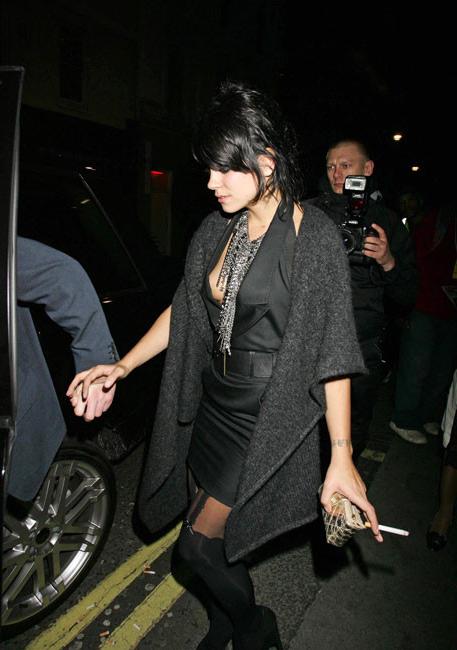 15P Lily Allen nipple slip and topless cliff jumping