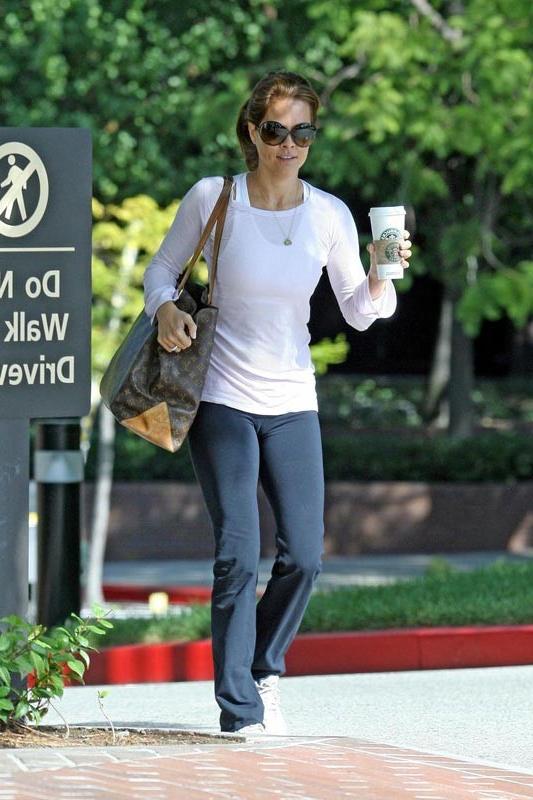 15P Brooke Burke sexy classic starlet expose boobs