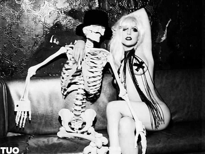 10P Lady Gaga see thru