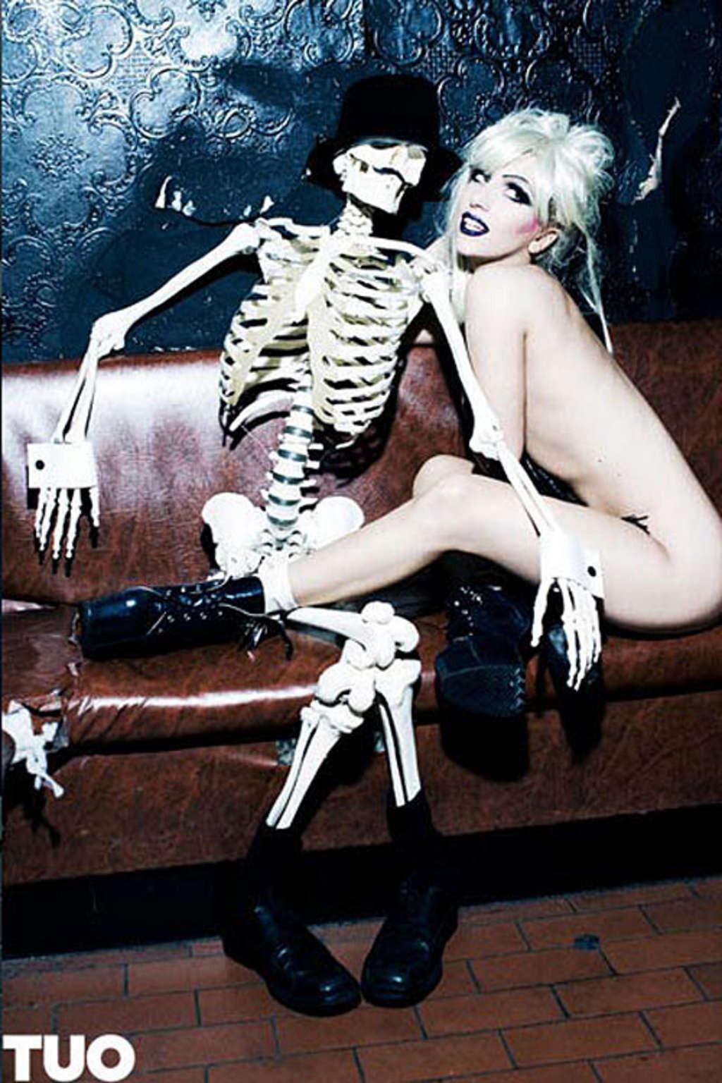 10P Lady Gaga see thru