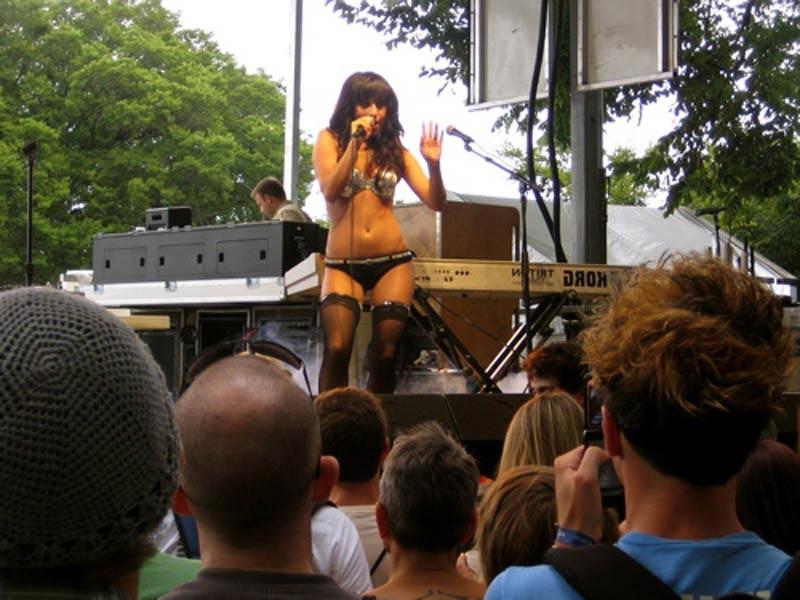 15P Lady Gaga covering her nude tits with plaster