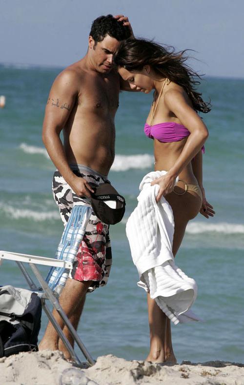 15P Jessica Alba nice perky cleavage in sexy lingerie