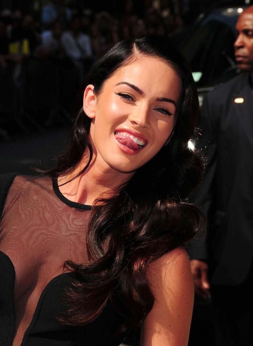 15P Megan Fox amazing body in sexy black underwear
