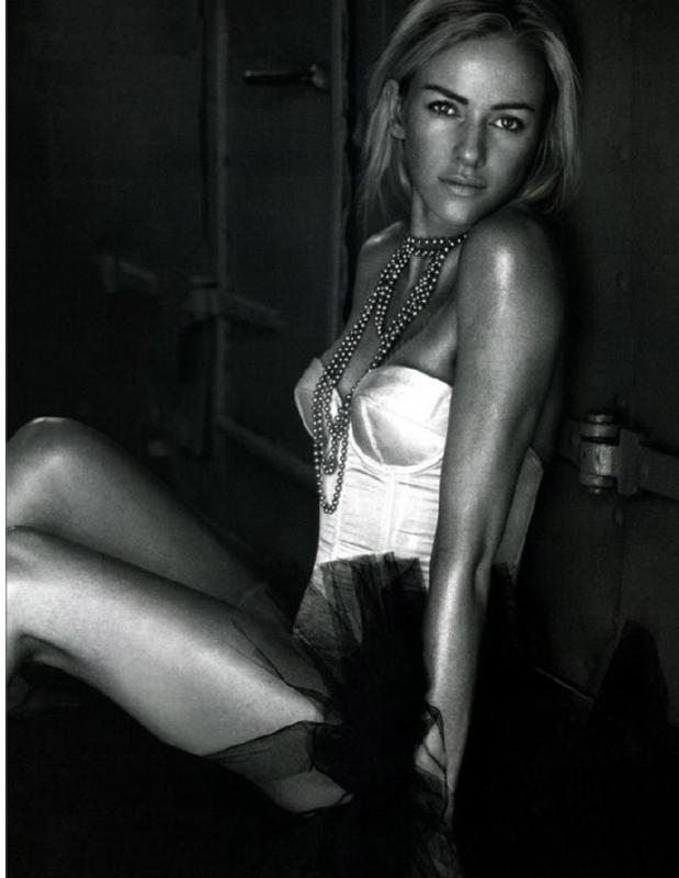 15P Naomi Watts gorgeous see thru hard nipples