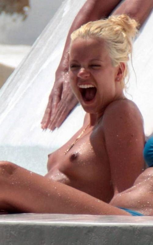 16P lily allen in hot nipple slips