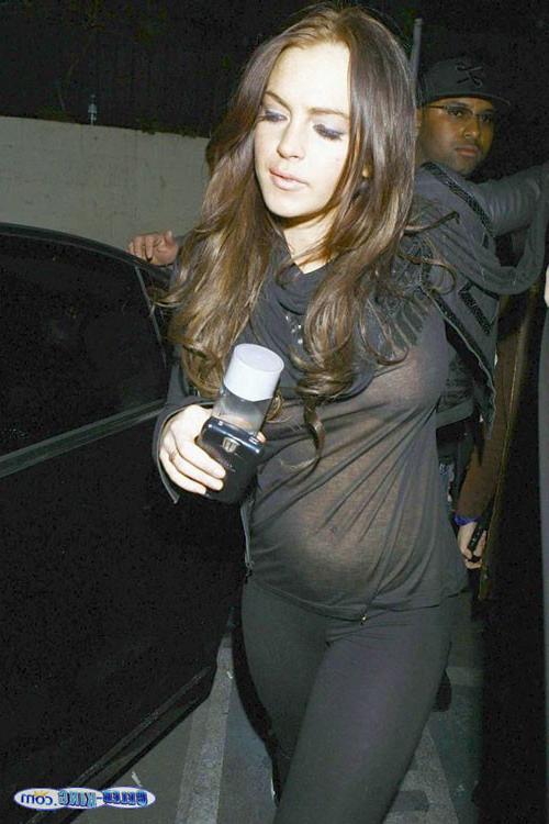 16P Lindsay Lohan show tits in seethru and nipple slip