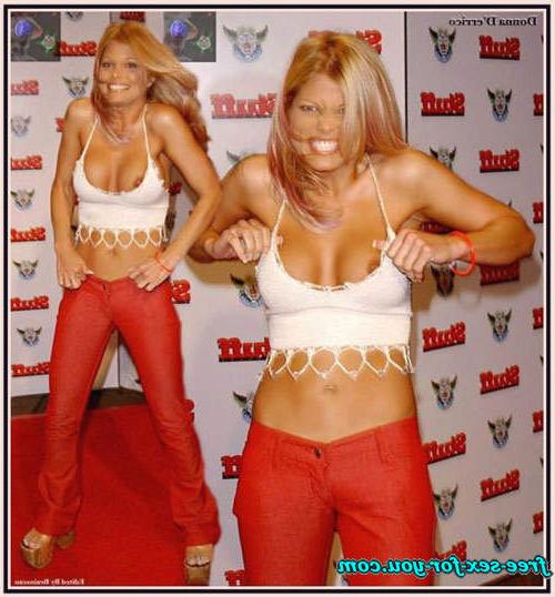 16P Donna DErrico tits slip paparazzi pictures and sexy posing