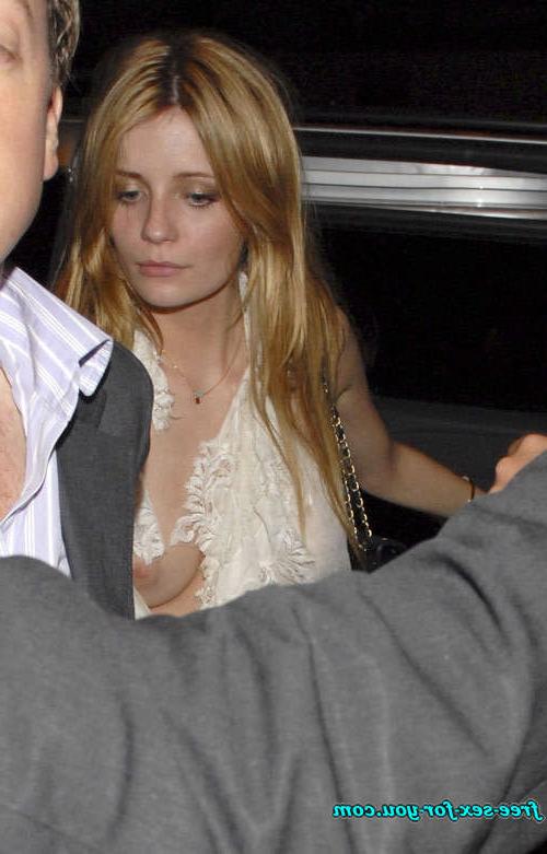 16P Mischa Barton tit slip and bikini posing paparazzi pictures