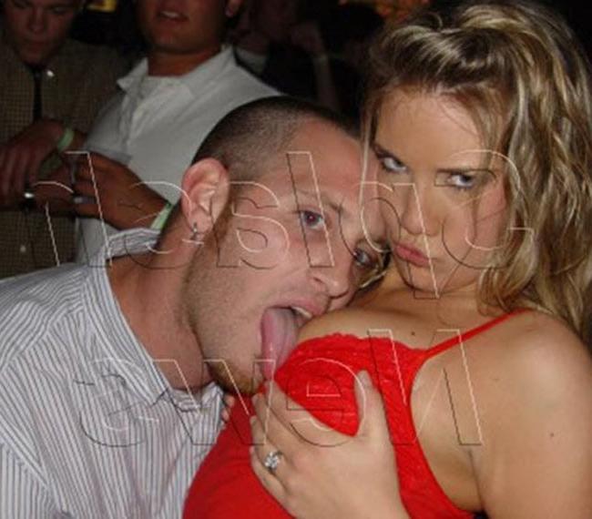15P Katie Rees shows her big boobs in public