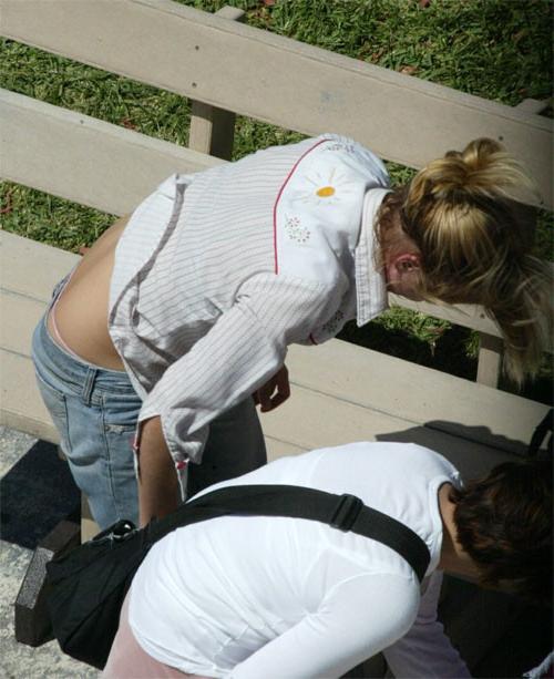 16P Cameron Diaz show thong in public and naked pool pictures
