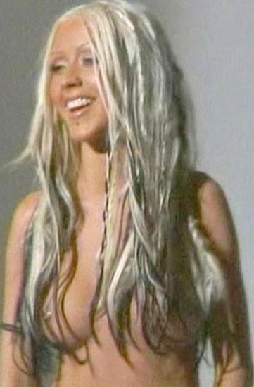 15P Christina Aguilera naked tits and nipple slips