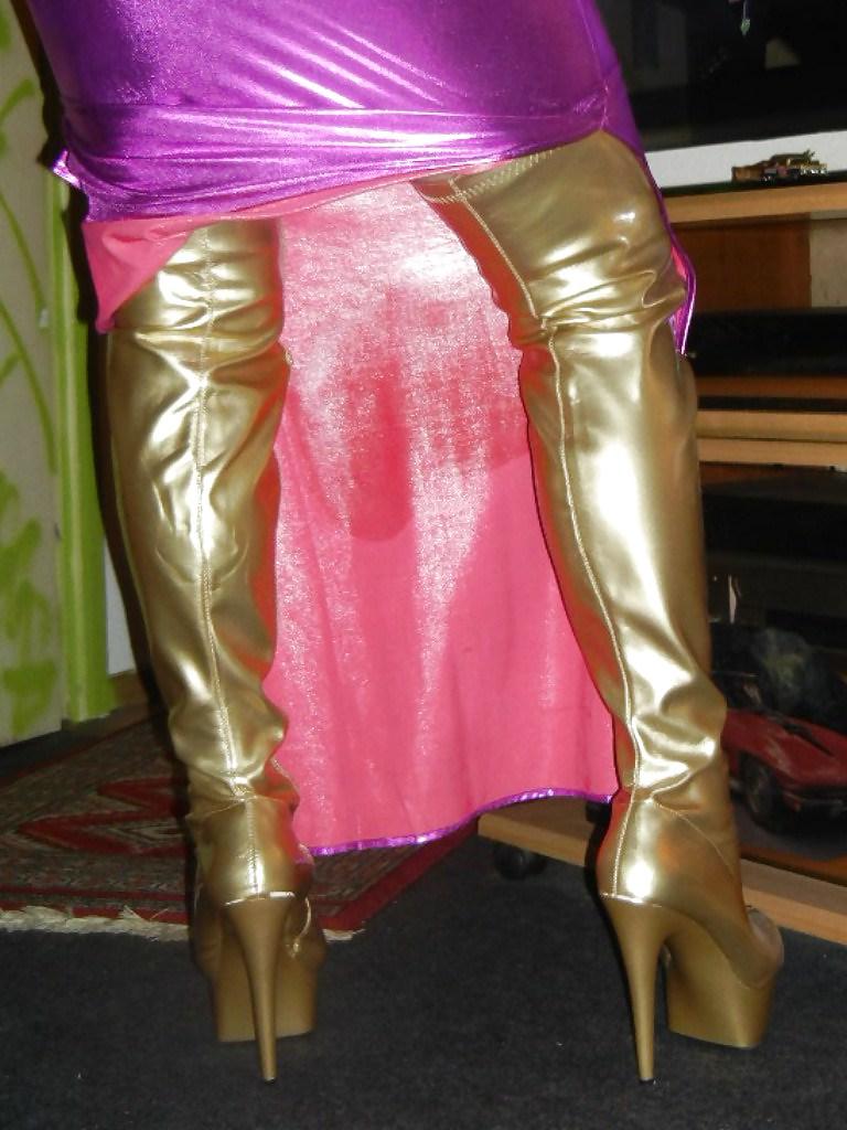 5P Goldene Fetischstiefel