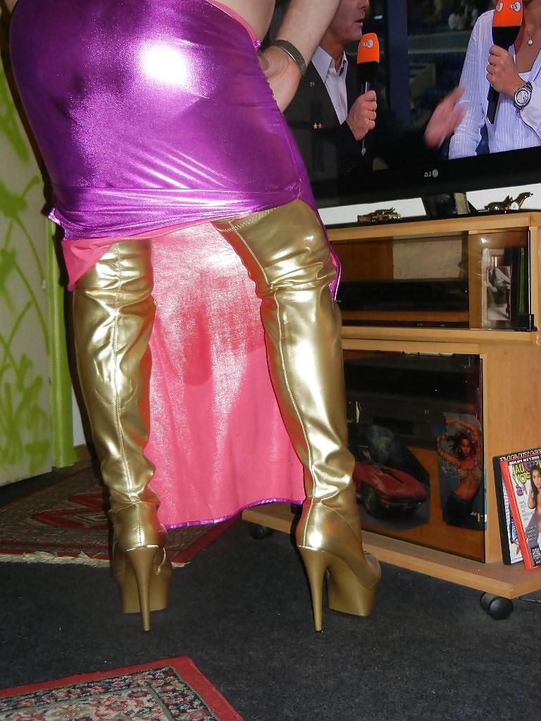 5P Goldene Fetischstiefel