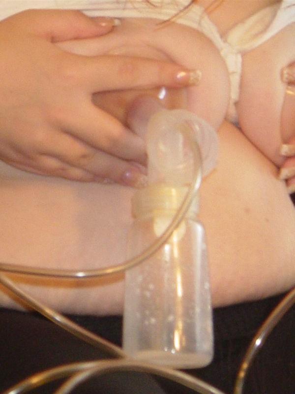 16P Lactating babe milking tits with pumps