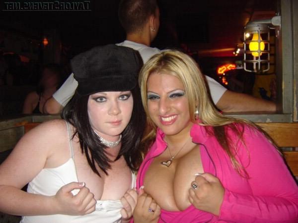 16P Wild busty webcam bitches gettin nasty in public
