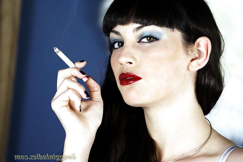 12P Angelina Dee - Smoking Fetish at Dragginladies
