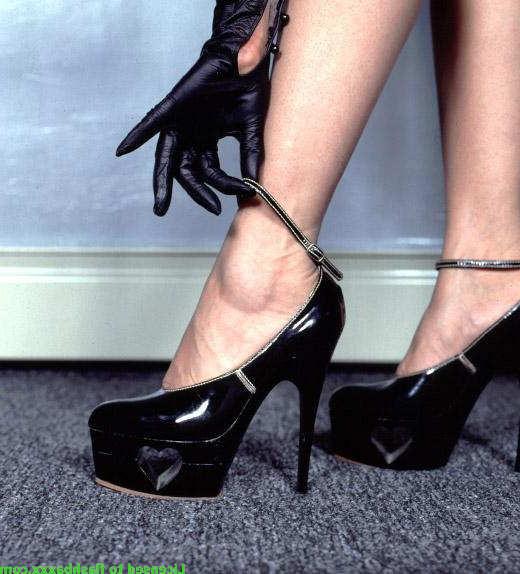 15P Very hot vintage babes