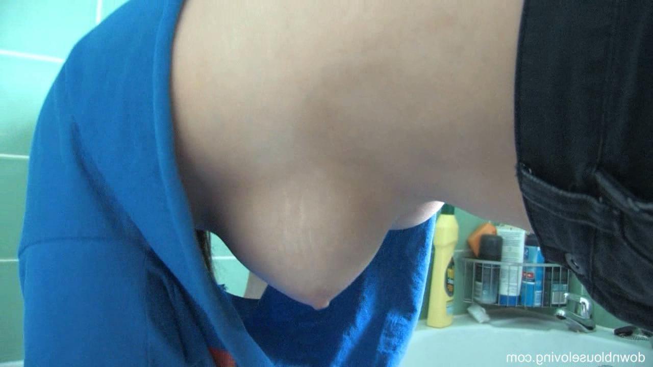 16P UPshirt cleavage shots