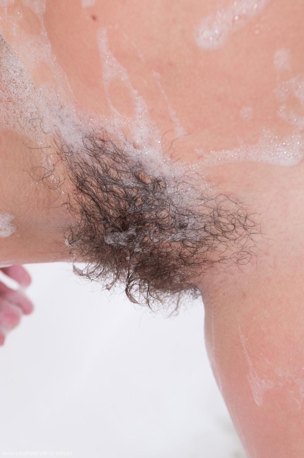 16P Skyler enjoys a sexy and soapy bath alone 
