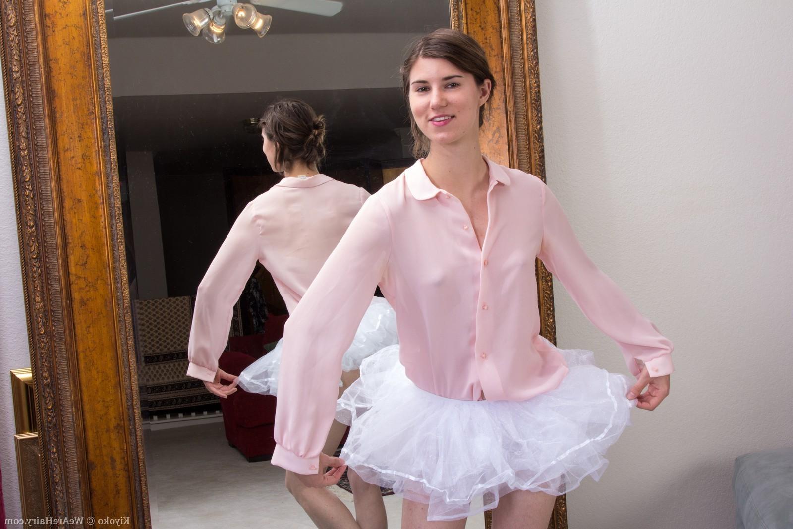 16P Hairy girl Kiyoko enjoys dancing and modeling