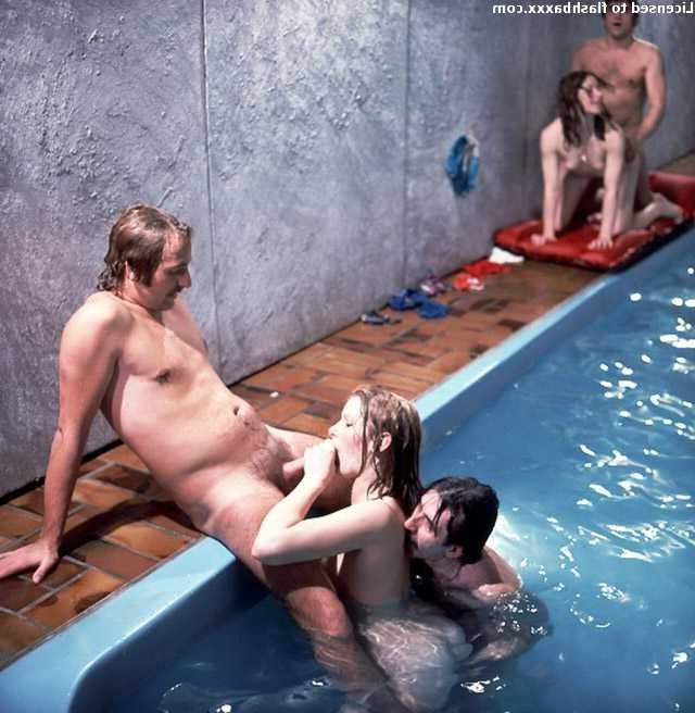 15P Classic hardcore sex from the swinging seventies