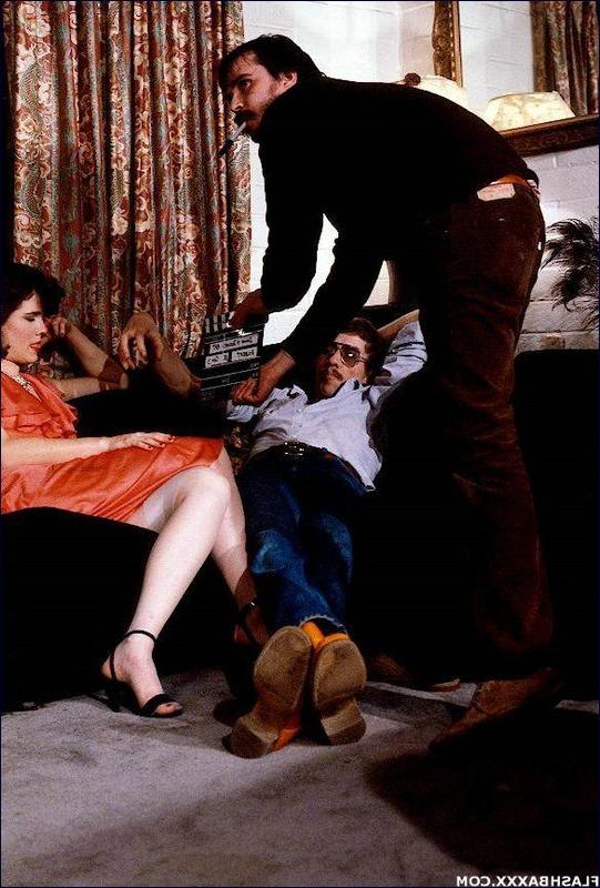 20P John Holmes takes on 5 hot babes