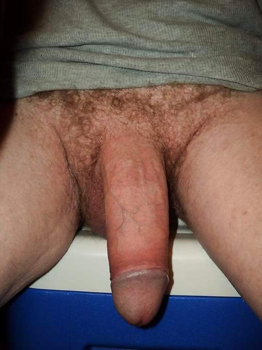 16P Real amateur shows off his giant black cock