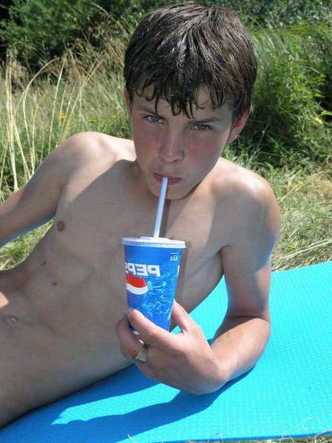 16P Sweet virgin butts filled with hard twink flesh!